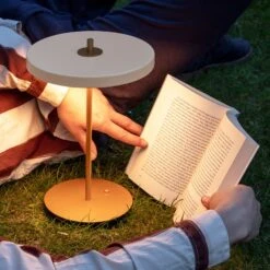 UMAGE Asteria Move LED-Tischleuchte Perlweiß -Umage 10001235 3