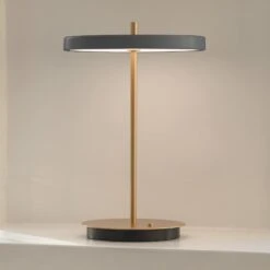UMAGE Asteria Move LED-Tischleuchte Anthrazit
