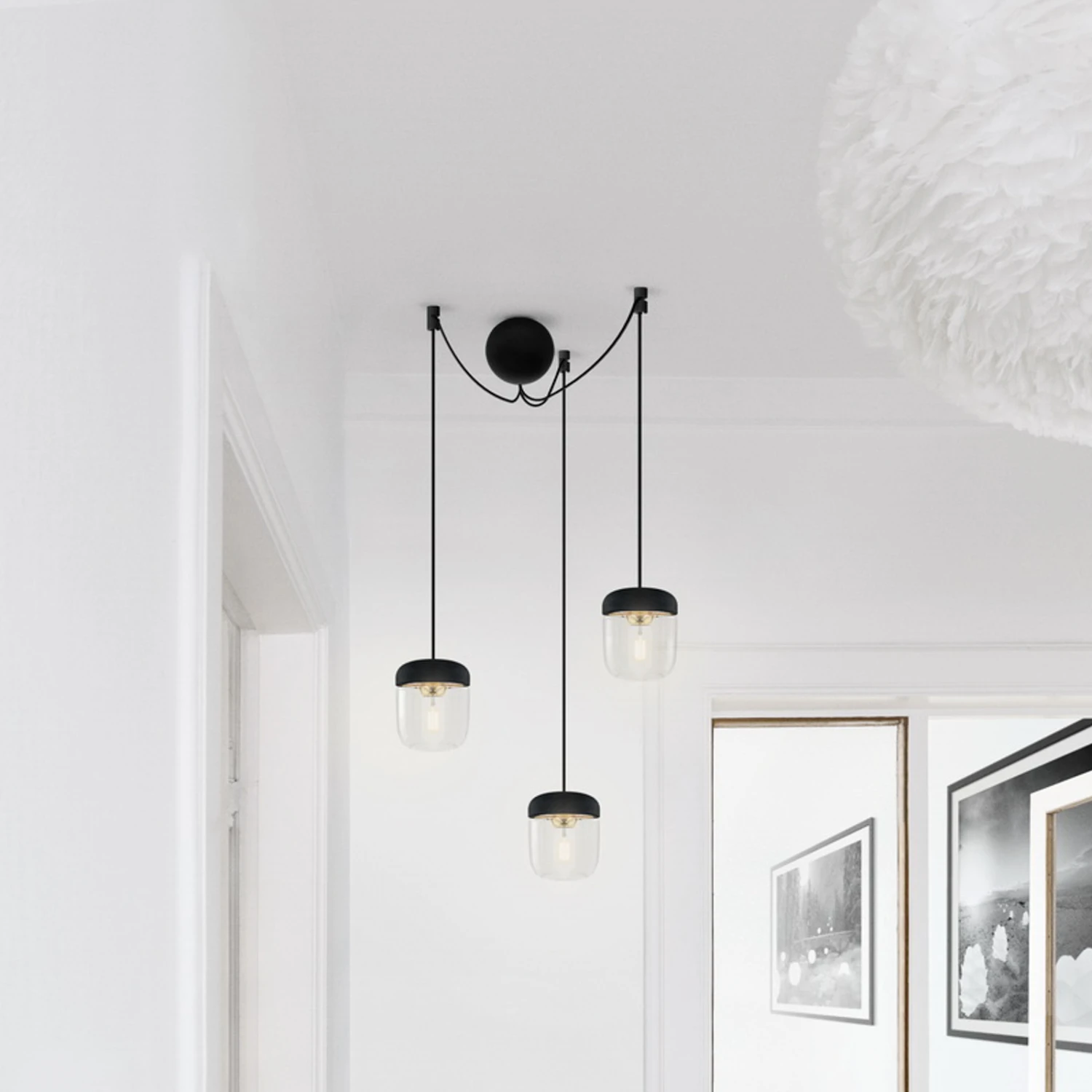UMAGE Acorn Hängelampe 3-flg. schwarz/messing UMAGE Acorn Hängelampe 3-flg. Schwarz/messing -Umage 9521097 1