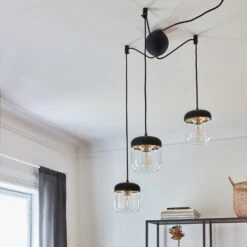 UMAGE Acorn Hängelampe 3-flg. Schwarz/messing 5 UMAGE Acorn Hängelampe 3-flg. Schwarz/messing -Umage 9521097 5