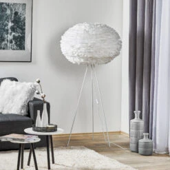 UMAGE Eos X-large Stehlampe Tripod Weiß 2 UMAGE Eos X-large Stehlampe Tripod Weiß -Umage 9521130 2