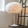 UMAGE Eos Medium Tischlampe Weiß