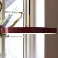 UMAGE Asteria Mini Hängeleuchte Messing Rubinrot 5 UMAGE Asteria Mini Hängeleuchte Messing Rubinrot -Umage 9521255 5