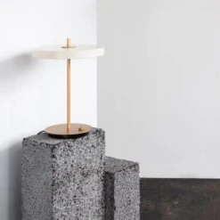 UMAGE LED-Tischleuchte Asteria Table USB Perlweiß -Umage 9521259 2