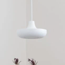 UMAGE Cassini Mini LED-Pendelleuchte Weiß