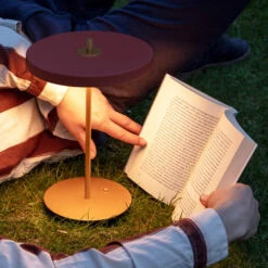 UMAGE Asteria Move LED-Tischleuchte, Rubinrot -Umage 9521935 3