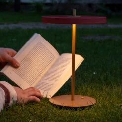 UMAGE Asteria Move LED-Tischleuchte, Rubinrot -Umage 9521935 4